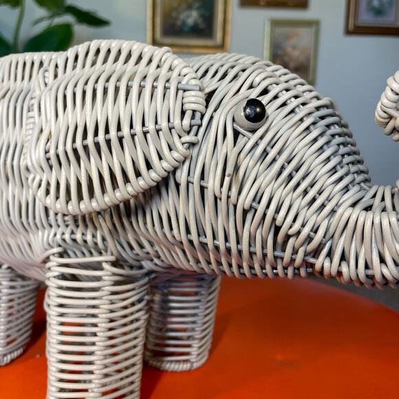 Vintage Grey Woven Elephant Planter Unique Decor Plant Holder - Picture 12 of 16